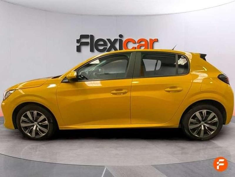 Usado Peugeot 208 Active 99 CV (72 kW) 2020 Amarillo Utilitario