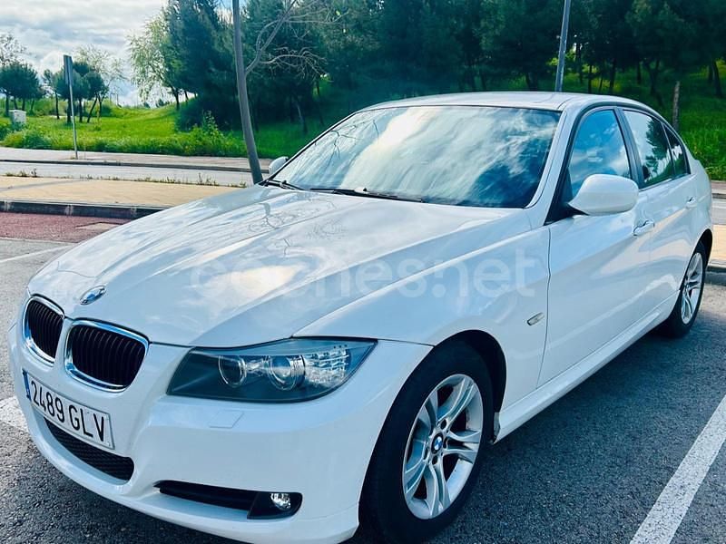 Usado BMW 320 170 CV (125 kW) 2009 Blanco Berlina