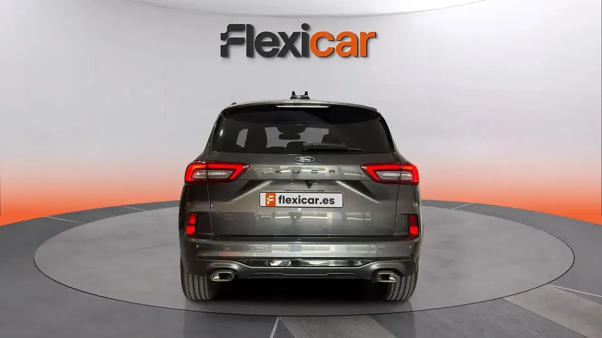 Usado Ford Kuga ST-Line 150 CV (110 kW) 2025 Gris SUV
