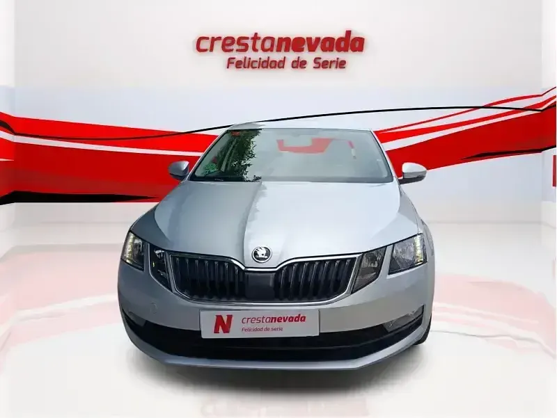 Usado Skoda Octavia Ambition 116 CV (85 kW) 2018 Gris Berlina