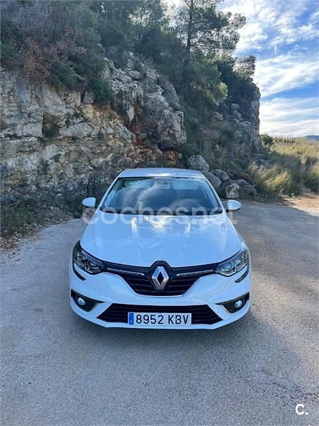 Blanco Usado 2017 Renault Mégane IV Berlina | 12.000 € (Precio justo) - Imagen 1/4
