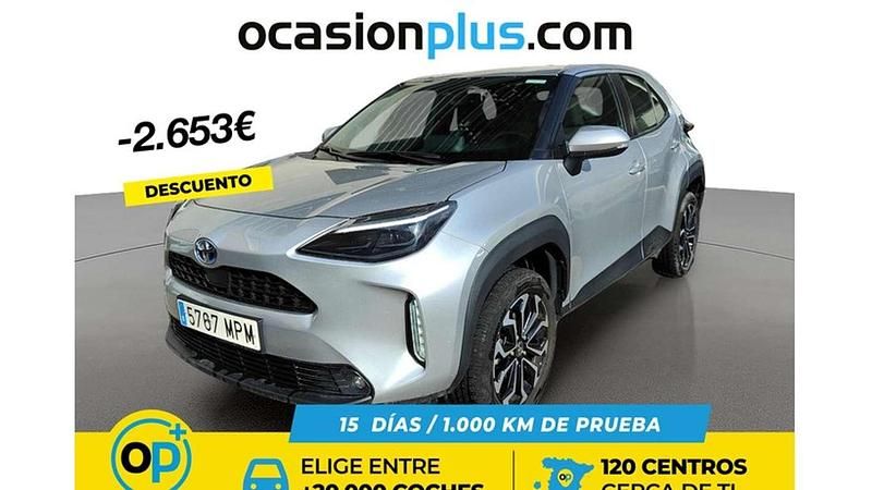 Usado Toyota Yaris Cross Active 116 CV (85 kW) 2024 Plateado SUV