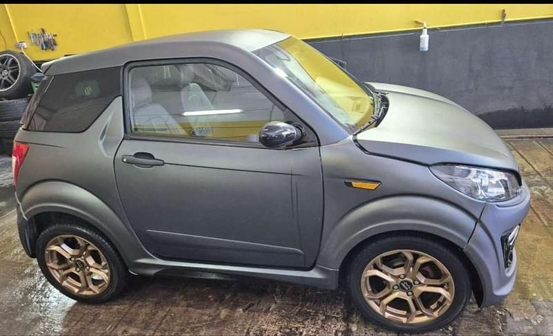 Usado Ligier JS60 11 CV (8 kW) 2022 Gris Utilitario