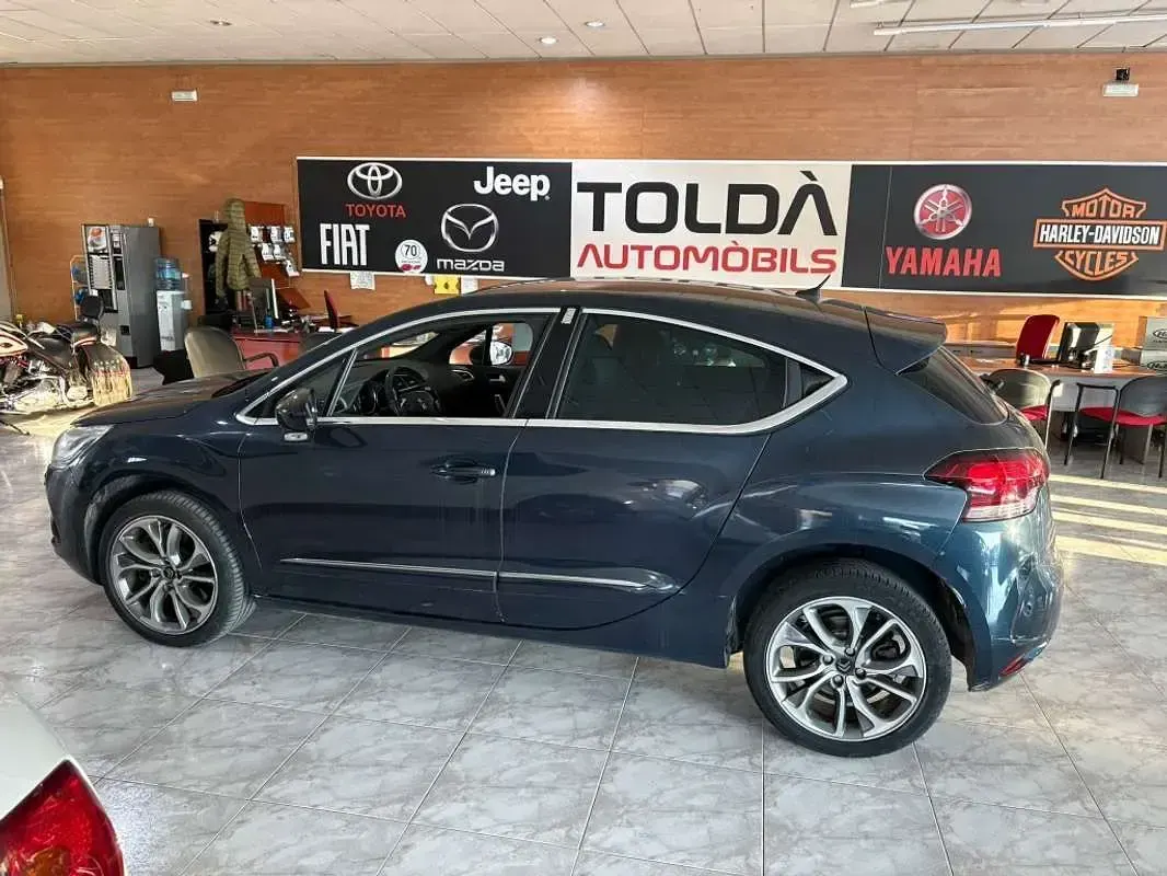 Usado DS Automobiles DS4 200 CV (147 kW) 2014 Azul Utilitario