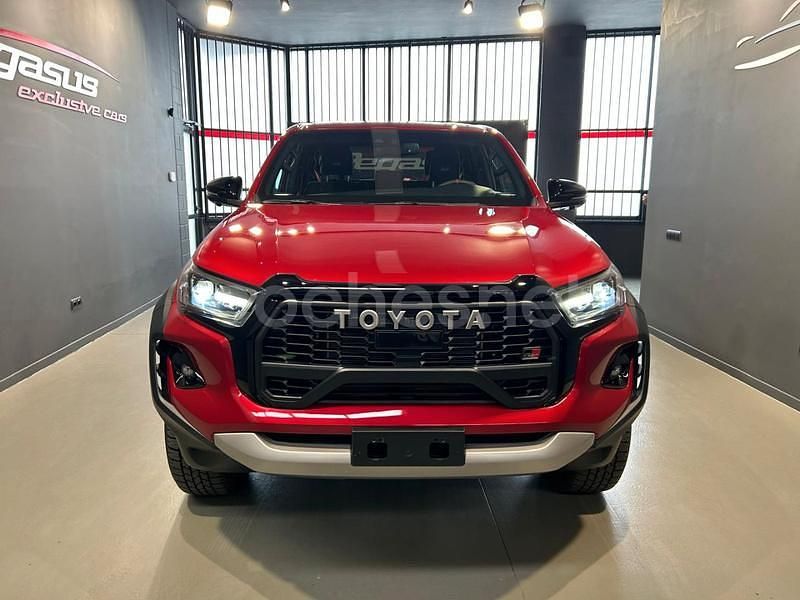 Nuevo Toyota HiLux Sport 204 CV (150 kW) 2025 Granate Recogida