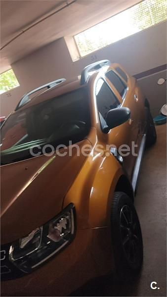 Usado Dacia Duster Essentiel 90 CV (66 kW) 2018 Naranja SUV