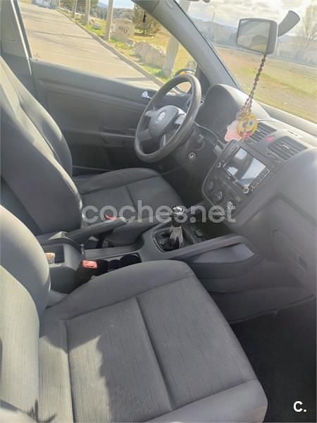 Usado VW Golf IV Trendline 105 CV (77 kW) 2004 Azul Berlina