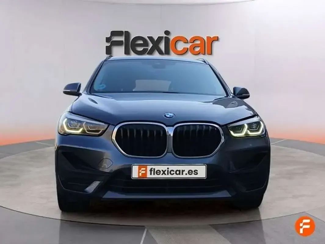 Usado BMW X1 140 CV (102 kW) 2021 Gris SUV