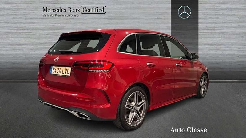 Usado Mercedes B200 AMG line 150 CV (110 kW) 2021 Rojo Monovolumen