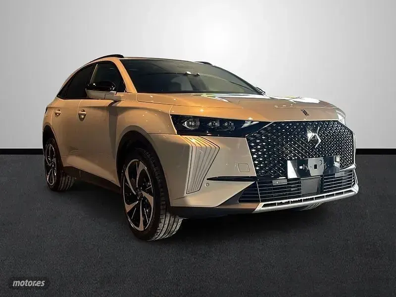 Nuevo DS Automobiles DS7 Crossback 130 CV (95 kW) 2026 Gris SUV