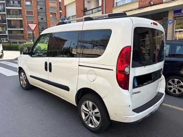 Usado Opel Combo 90 CV (66 kW) 2016 Monovolumen