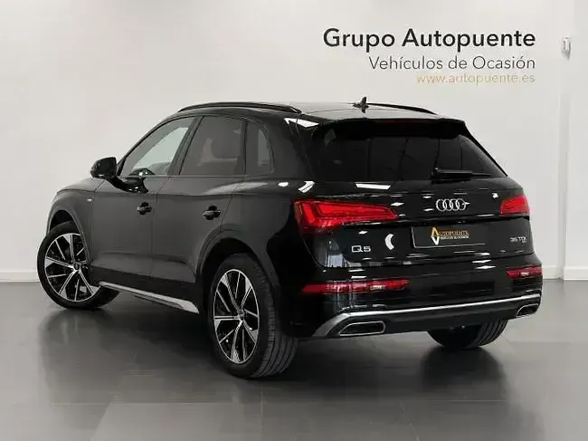 Usado Audi Q5 S-Line 163 CV (119 kW) 2023 Negro SUV