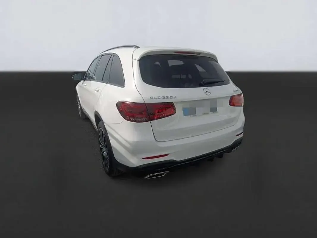 Usado Mercedes GLC220 194 CV (142 kW) 2022 Blanco SUV