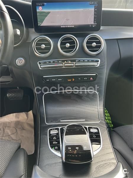 Usado Mercedes C220 170 CV (125 kW) 2019 Blanco Berlina