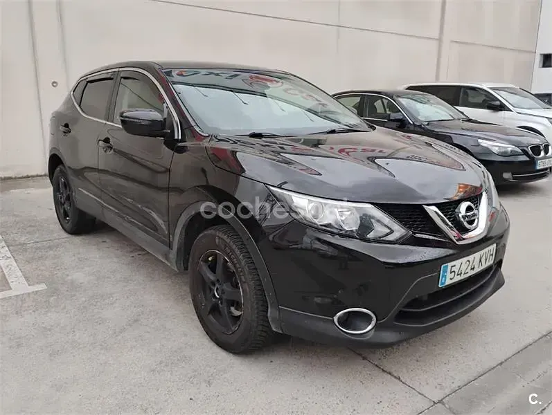 Usado Nissan Qashqai Acenta 130 CV (95 kW) 2016 Negro SUV