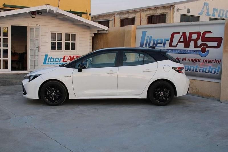 Usado Toyota Corolla Active 122 CV (89 kW) 2020 Blanco Utilitario