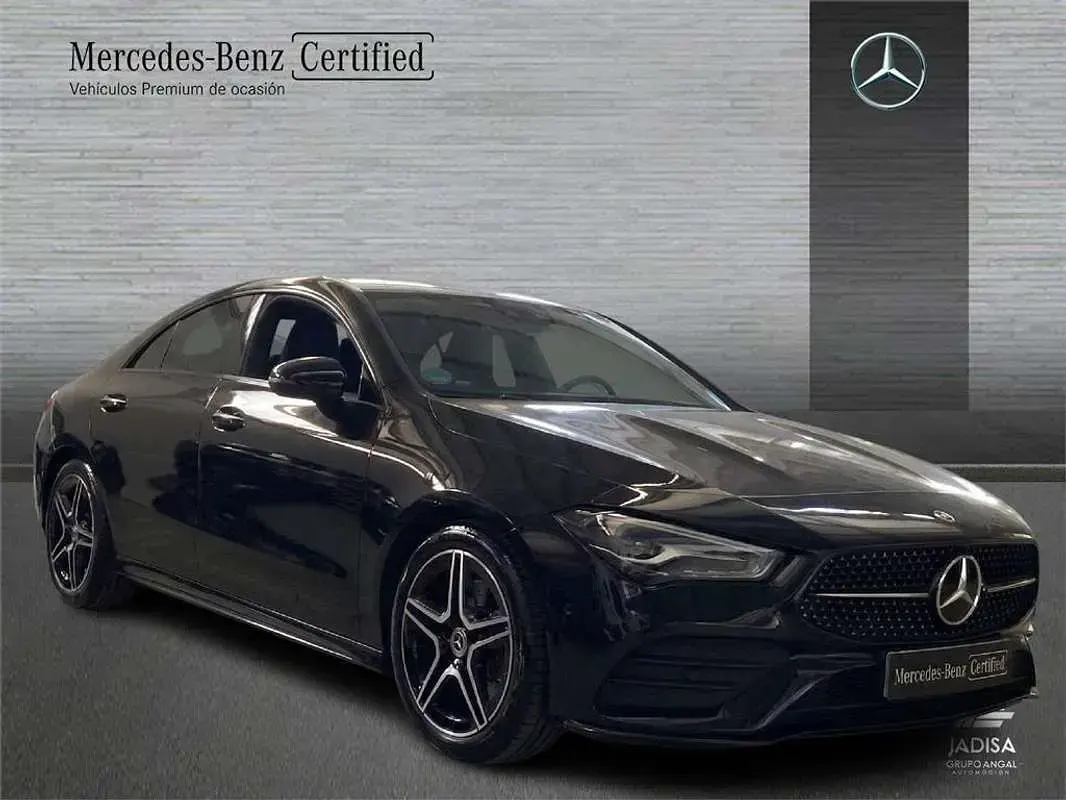 Usado Mercedes CLA200 163 CV (119 kW) 2025 Berlina