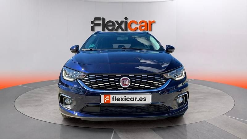 Usado Fiat Tipo Lounge 120 CV (88 kW) 2020 Azul Familiar
