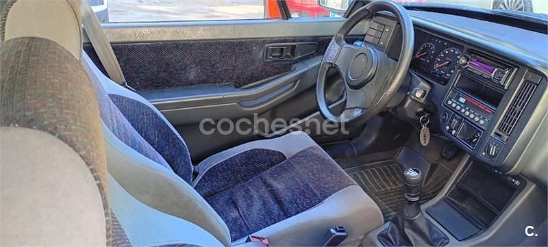 Usado Volvo 480 109 CV (80 kW) 1992 Negro Coupe