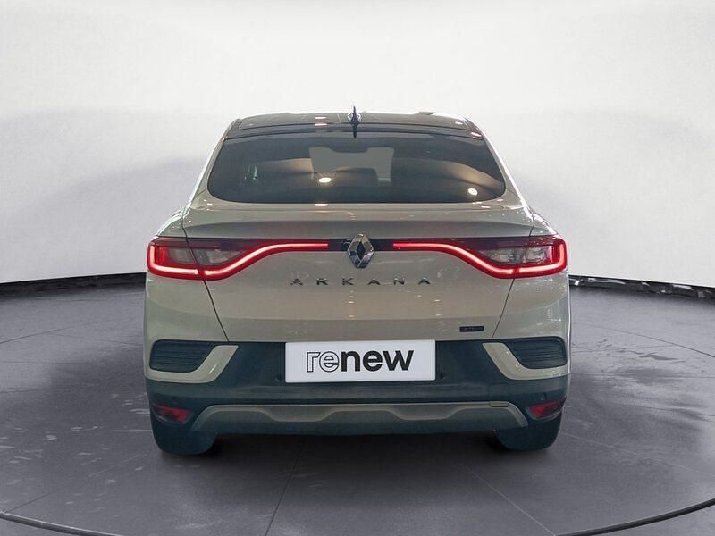 Begagnad Renault Arkana Techno 145 HK (106 kW) 2023 Vit SUV