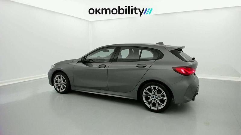 Usado BMW 118 136 CV (100 kW) 2024 Plateado Utilitario