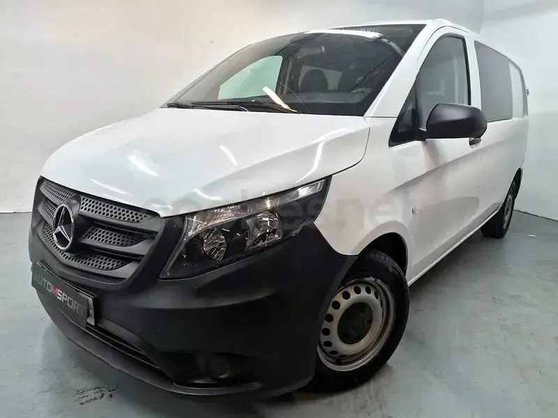 Usado Mercedes Vito Marco Polo 136 CV (100 kW) 2021 Blanco Van