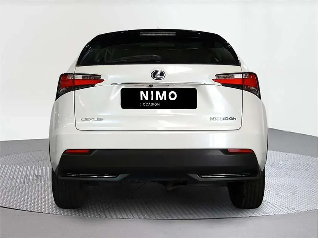 Usado Lexus NX300h Business Edition 197 CV (144 kW) 2017 SUV