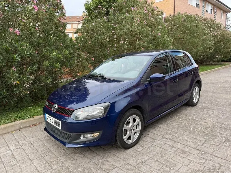 Usado VW Polo Advance 75 CV (55 kW) 2013 Azul Utilitario