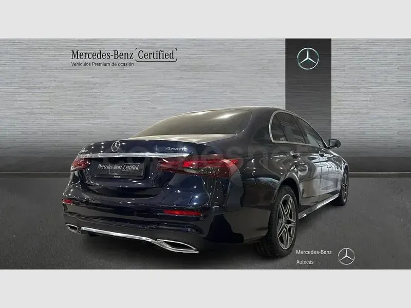 Usado Mercedes E300 306 CV (225 kW) 2022 Azul Berlina