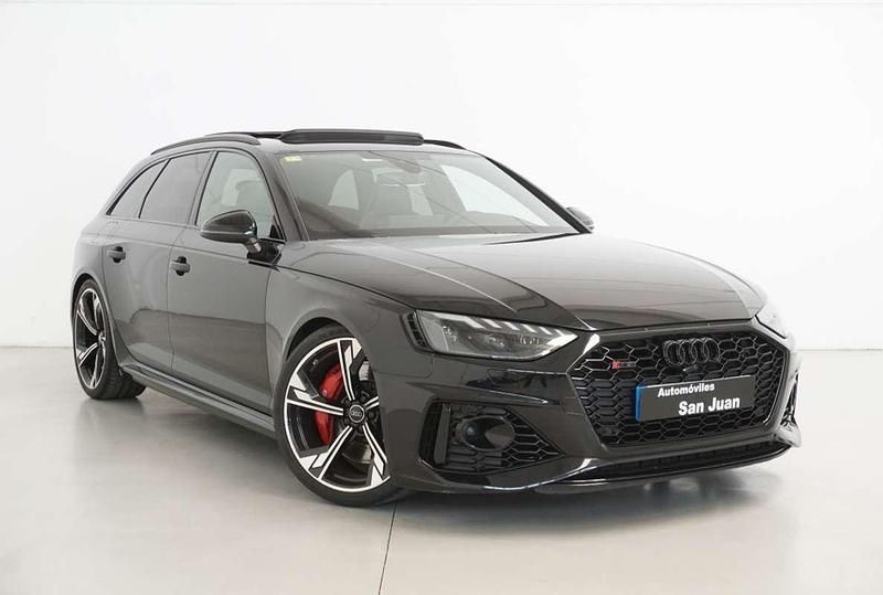 Negro Usado 2020 Audi RS4 Ambiente Familiar | 63.990 € (Un poco caro) - Imagen 1/4