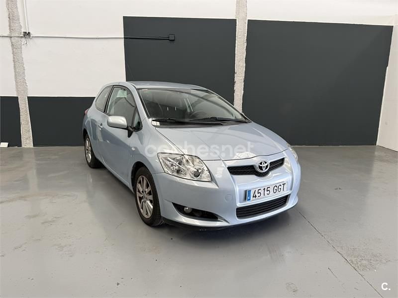 Usado Toyota Auris Sol 126 CV (92 kW) 2008 Azul Berlina