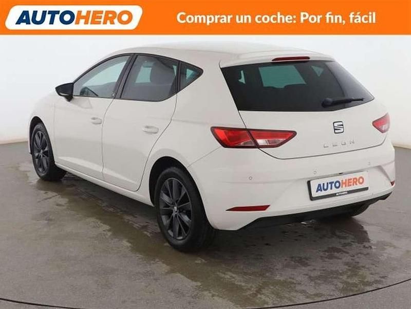 Usado Seat Leon Stylance 131 CV (96 kW) 2020 Blanco Utilitario