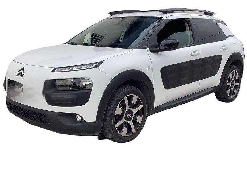 Usado Citroën C4 Cactus Shine 100 CV (73 kW) 2016 Blanco Utilitario