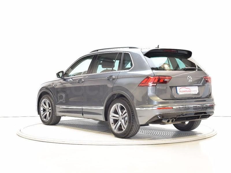 Usado VW Tiguan Advance 150 CV (110 kW) 2020 Gris / plata SUV