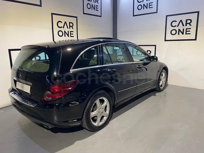 Usado Mercedes R350 272 CV (200 kW) 2008 Azul Monovolumen