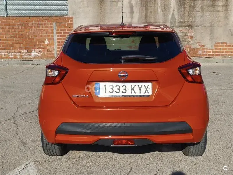 Usado Nissan Micra Acenta 100 CV (73 kW) 2019 Naranja Utilitario
