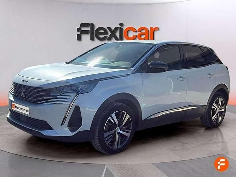 Usado Peugeot 3008 Allure 131 CV (96 kW) 2022 Blanco SUV