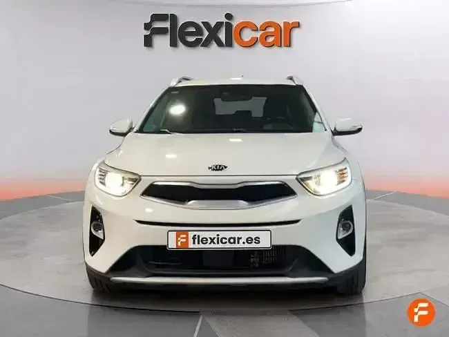 Usado Kia Stonic 110 CV (80 kW) 2018 Blanco SUV