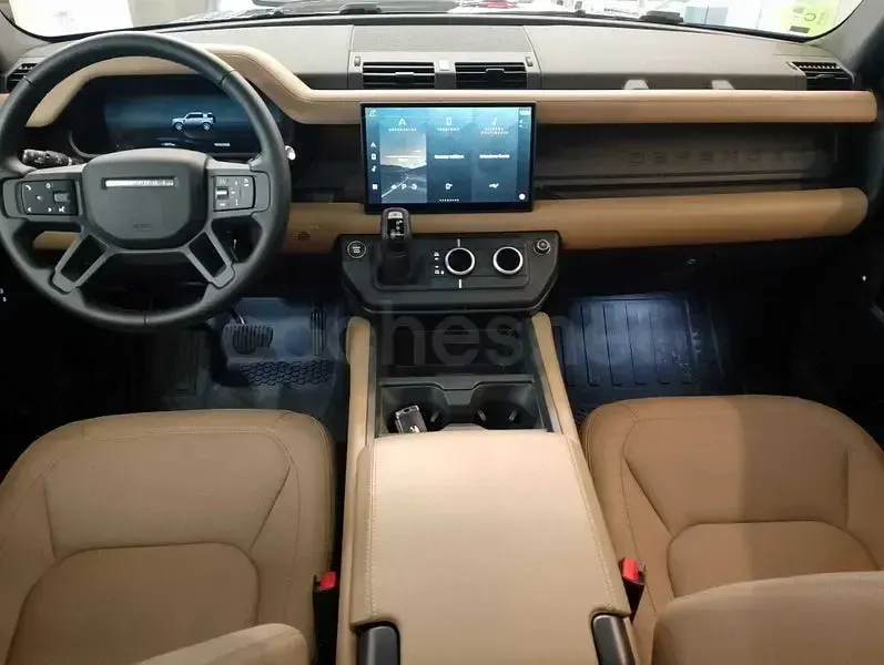 Usado Land Rover Defender HSE 426 CV (313 kW) 2025 Gris / plata SUV
