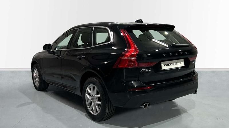 Usado Volvo XC60 Momentum 197 CV (144 kW) 2021 Negro SUV