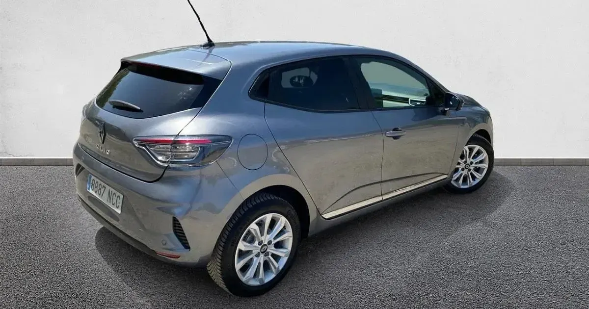 Usado Renault Clio Evolution 100 CV (73 kW) 2025 Utilitario