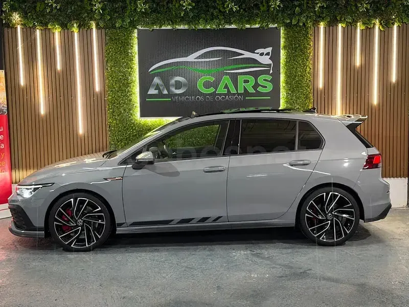Usado VW Golf VIII GTI Clubsport 301 CV (221 kW) 2023 Gris / plata Berlina