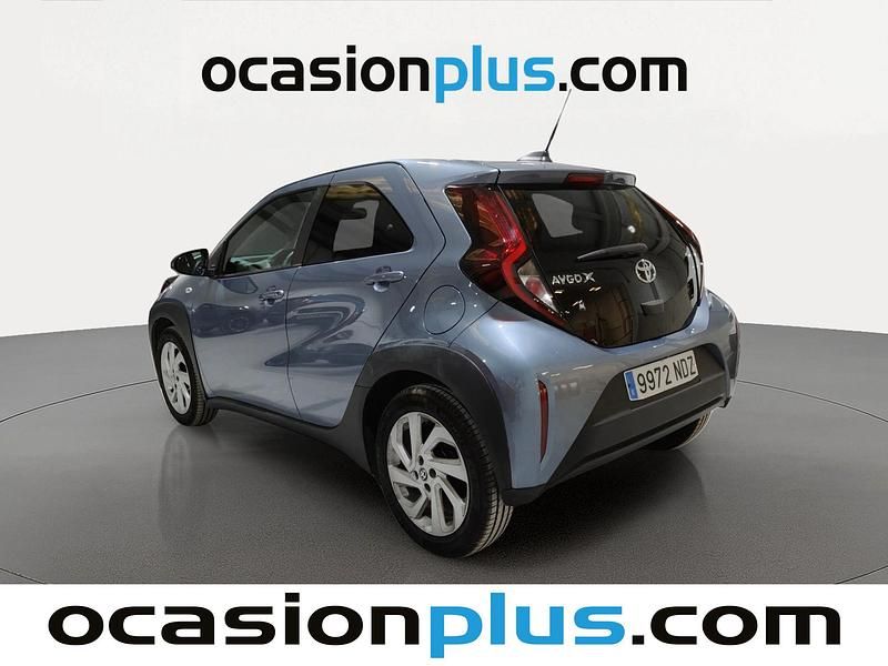 Begagnad Toyota Aygo X Play 72 HK (52 kW) 2025 Grå SUV