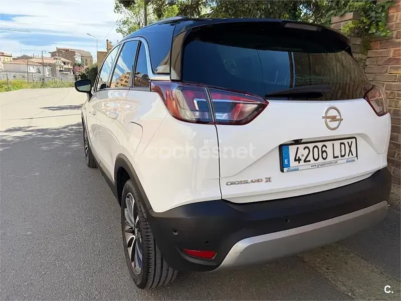 Usado Opel Crossland X Innovation 130 CV (95 kW) 2020 Blanco SUV