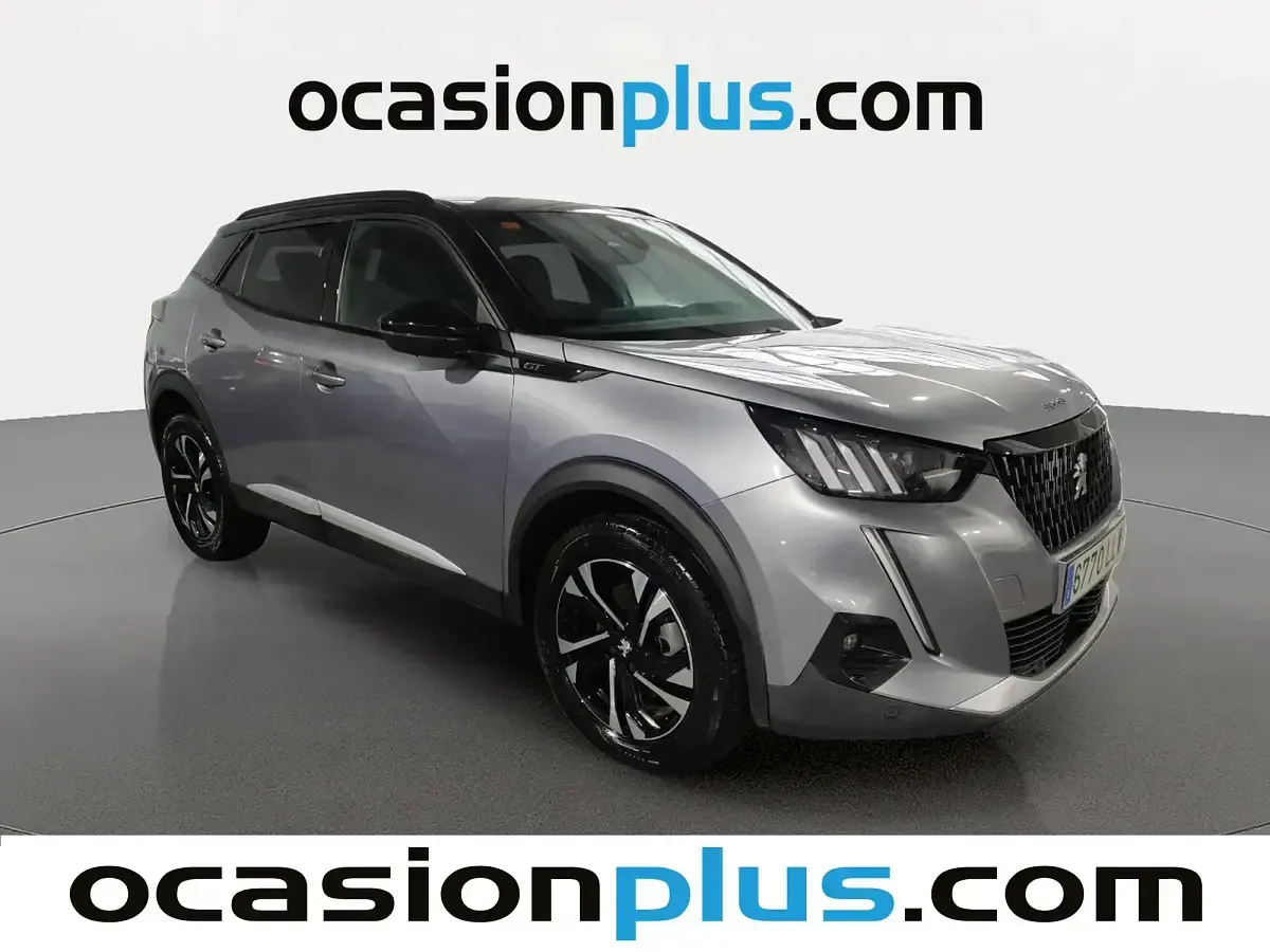 Usado Peugeot 2008 GT 130 CV (95 kW) 2020 Gris SUV
