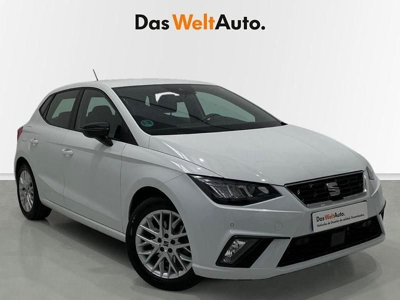 Blanco Usado 2024 Seat Ibiza FR | 17.925 € (Precio justo) - Imagen 1/4