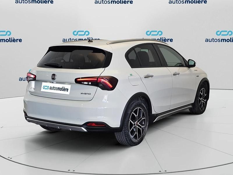 Usado Fiat Tipo Cross 131 CV (96 kW) 2022 Blanco Utilitario
