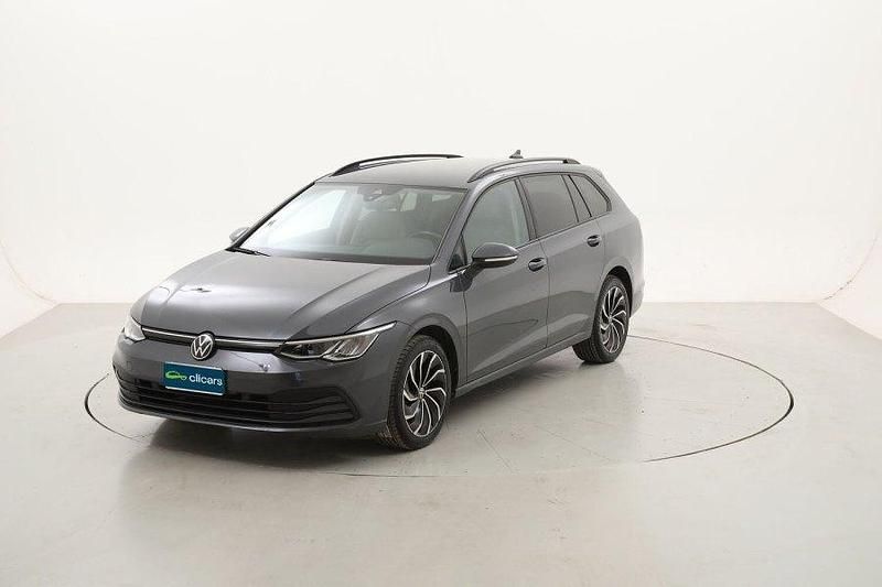 Usado 2022 VW Golf VIII Life Familiar | 19.290 € (Buen precio) - Imagen 1/4