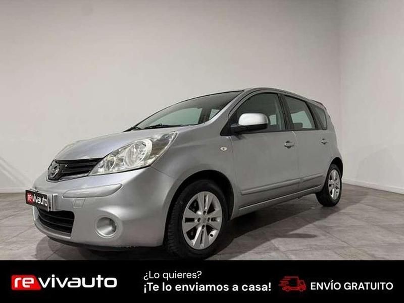 Usado Nissan Note Acenta 88 CV (64 kW) 2011 Gris Utilitario