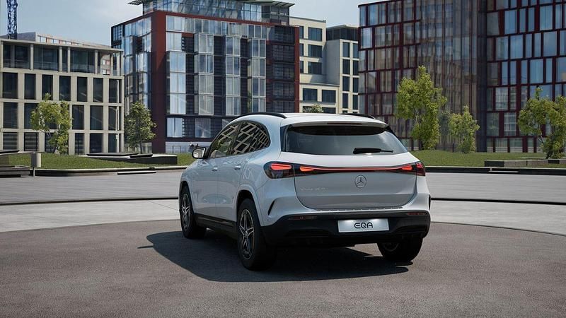 Nuevo Mercedes EQA250+ 139 kW (190 CV) 2025 Blanco SUV
